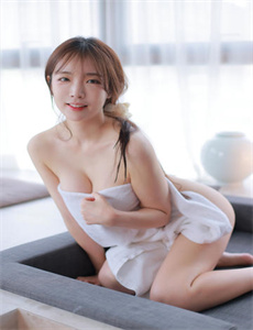 《美女食神》