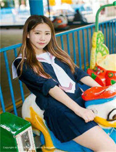 《人妖丝袜》