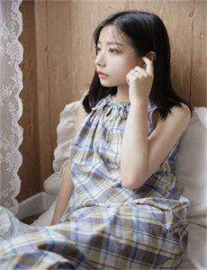 《公交车上和麻麻当众做H小说》