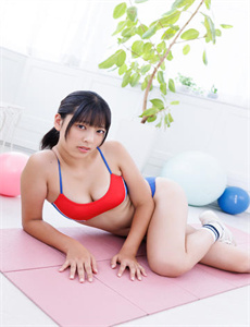《小SAO货撅起屁股扒开动态图》