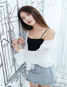 《电影女体宴》